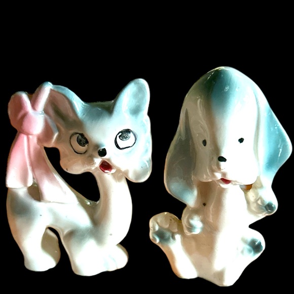 🌞 2/$12 3/$16 4/$20 5/$24 Set of Two Japan Dog and Cat Figurines - Picture 1 of 6